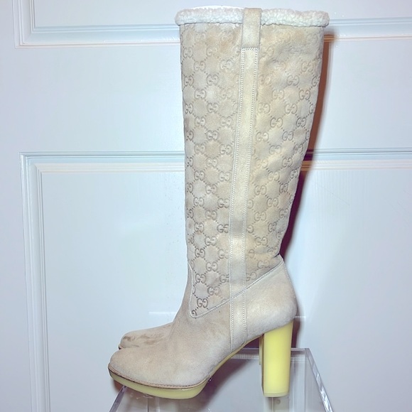 Gucci knee high suede ecru slouch boots. Sz 8 1/2 - Picture 3 of 7